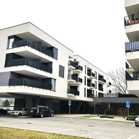Golf Karpatska Apartment *
