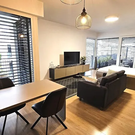 Golf Karpatska Apartment *